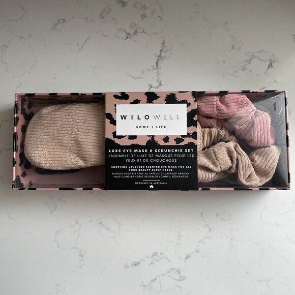 Wilowell Home + Life Luxe Eye Mask & Scrunchie Set Light Tan & Mauve OS - Picture 5 of 6